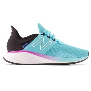 NWT New Balance Fresh Foam Roav Women's 7.5 Aquamarine Running Sneakers